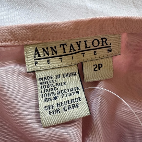 NWT Ann Taylor 100% Silk Pink Pencil Skirt USA Vtg 90s Size 2P - Picture 4 of 5